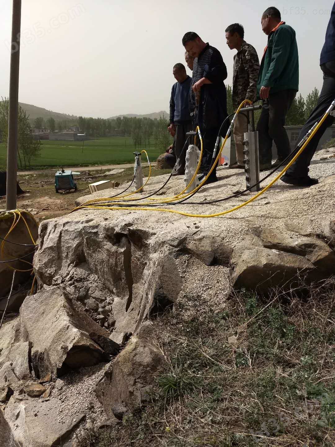 矿山岩石破碎撑石棒郴州厂家售后维修